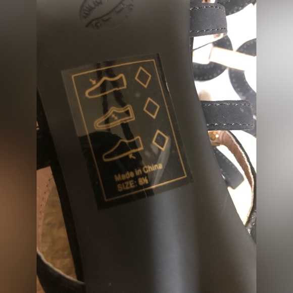 WOMENS HIGH HEEL SANDALS BY SHOE REPUBLIC SIZE 8.5 - Picture 9 of 11